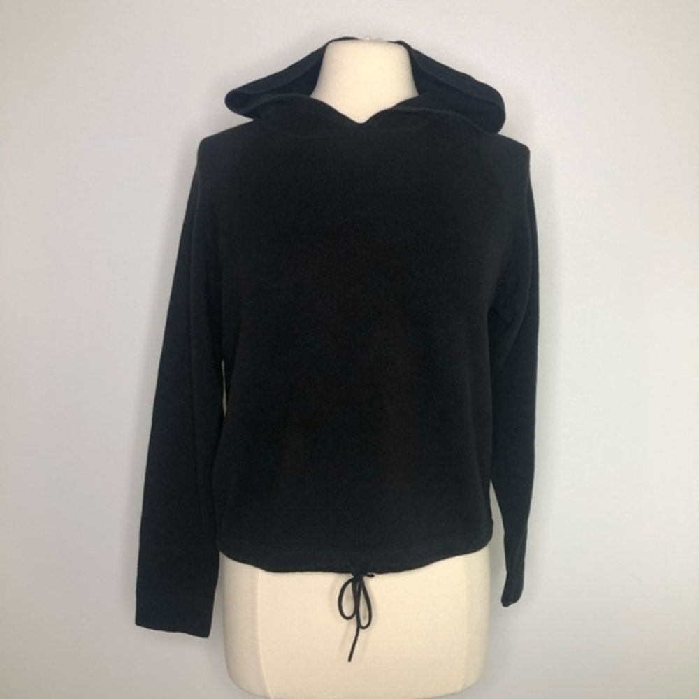 black cropped knit sweater vintage hoodie with drawstring waist